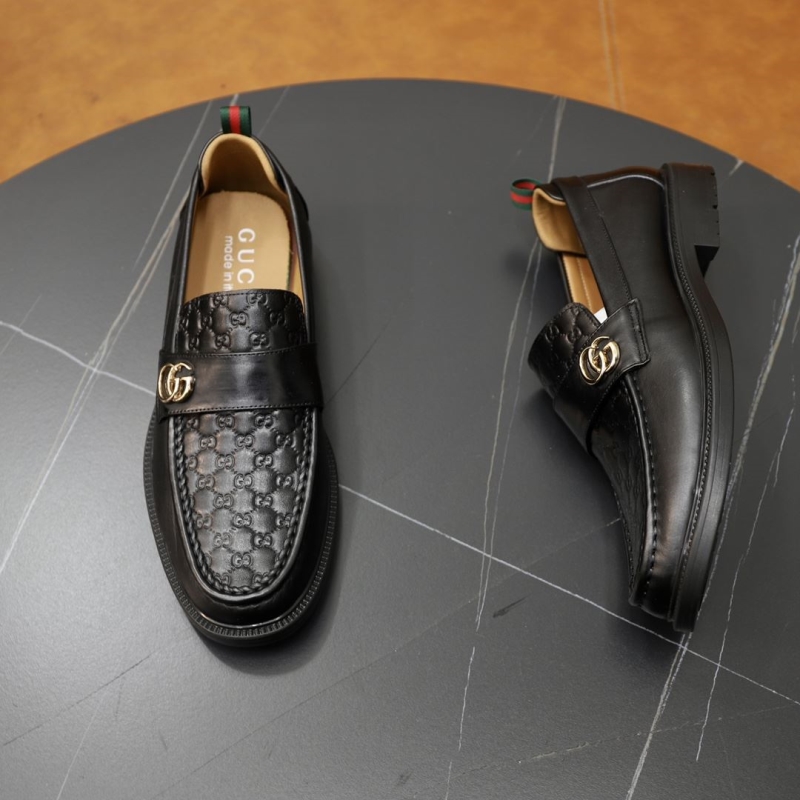 Gucci Leather Shoes